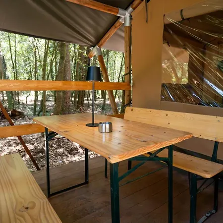 アパート Glamping Eco Campus